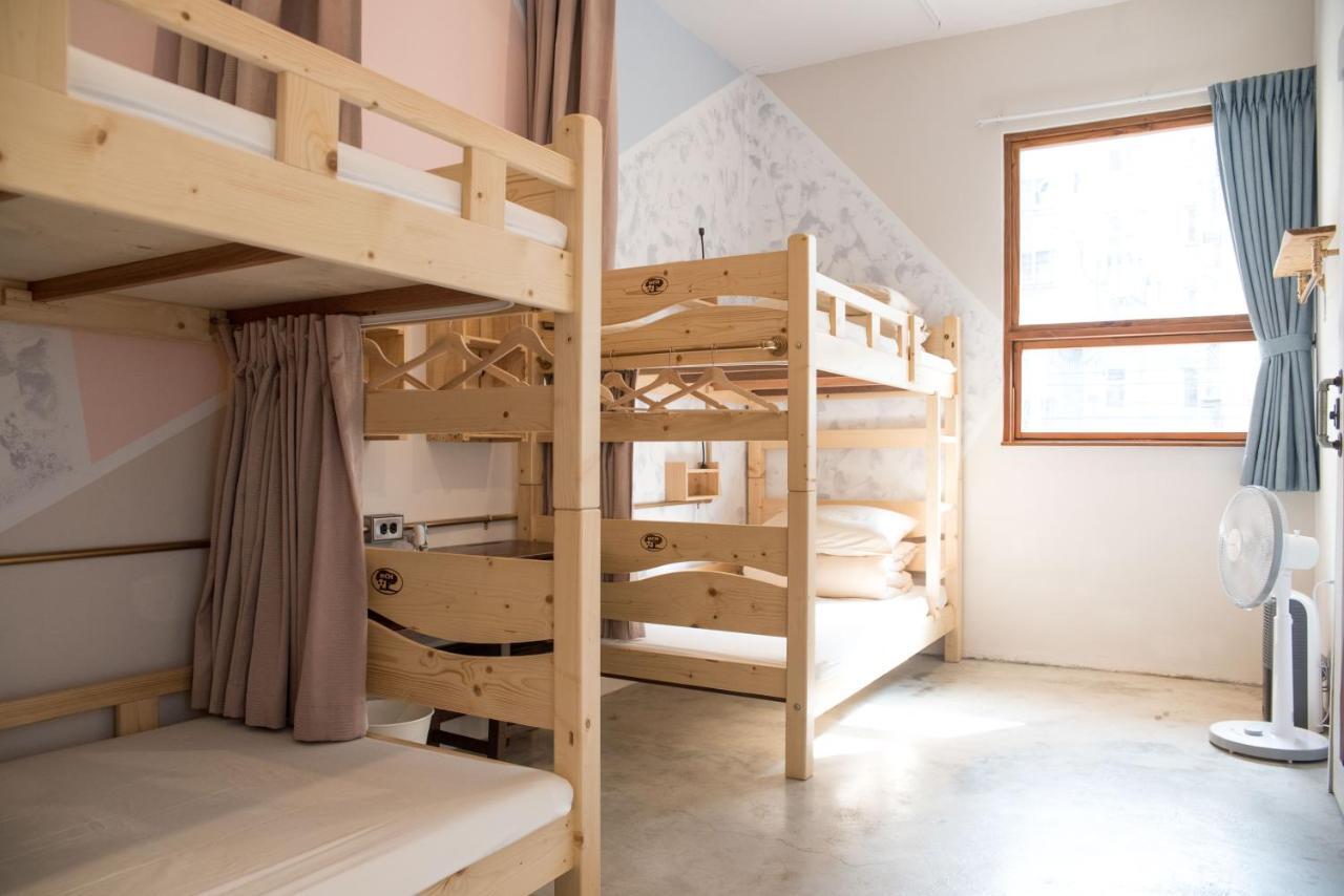 框框背包客棧 Kuang Kuang Hostel Longjing Esterno foto
